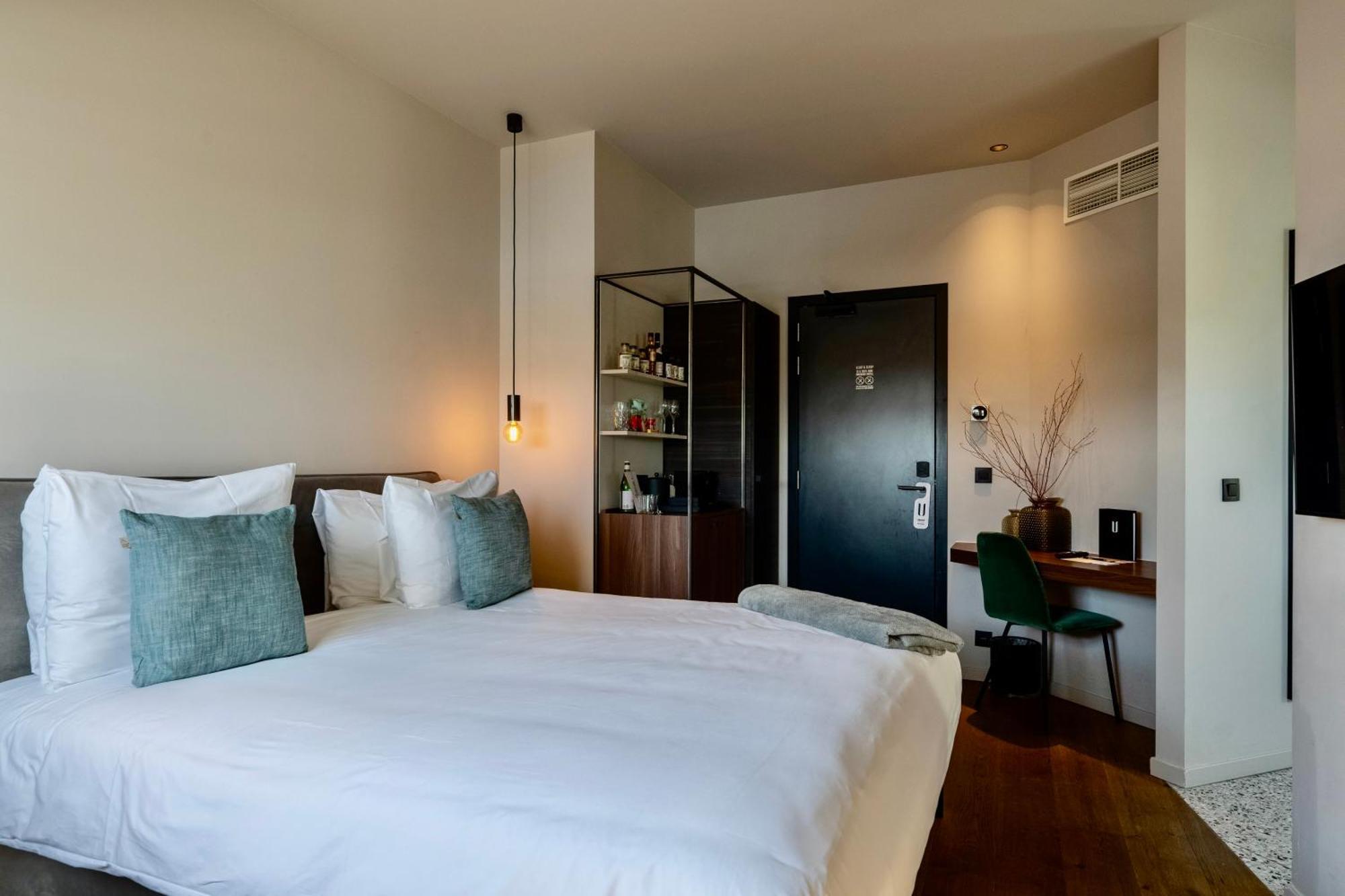 U Eat & Sleep Antwerp Hotel Ngoại thất bức ảnh