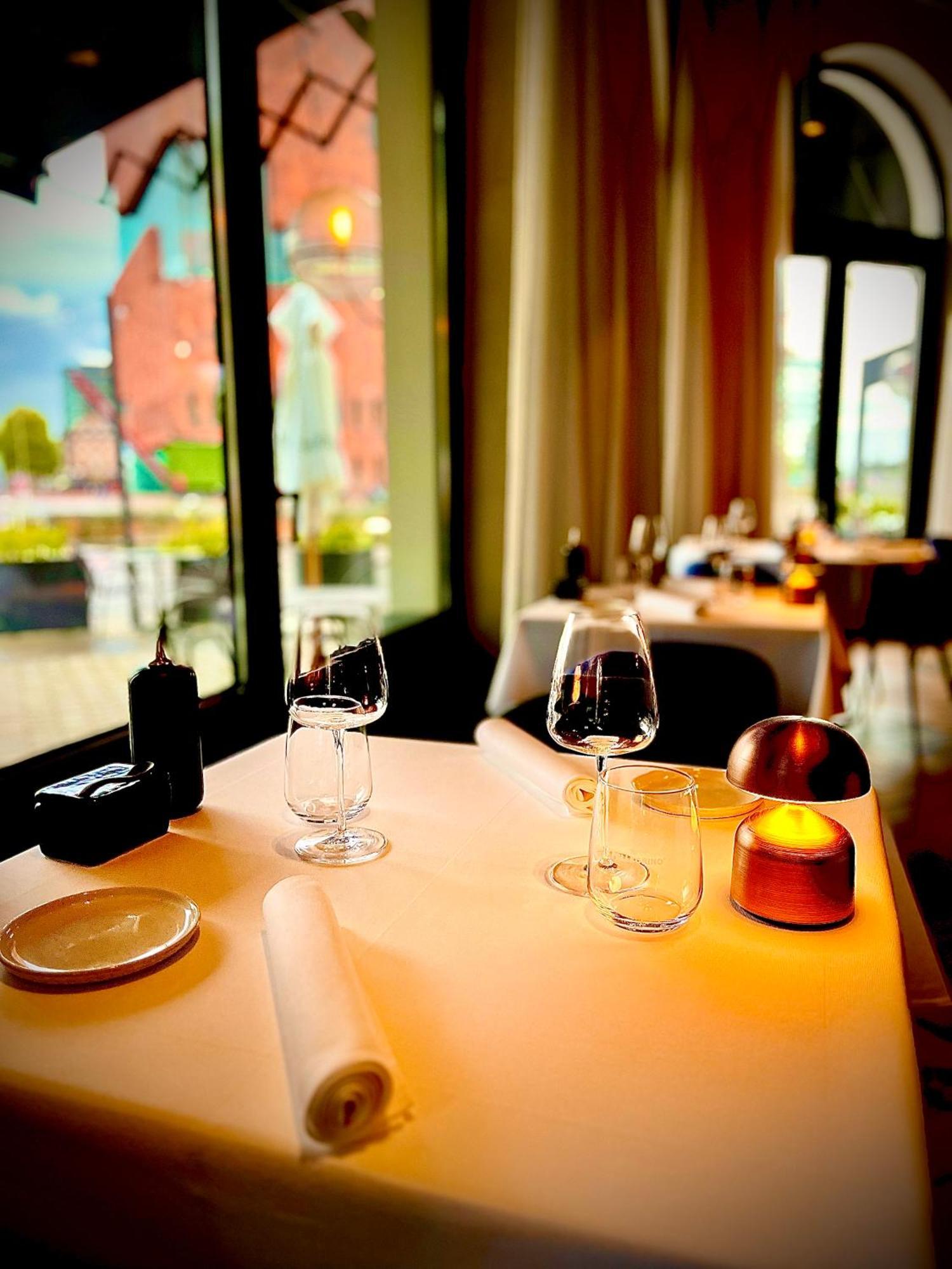 U Eat & Sleep Antwerp Hotel Ngoại thất bức ảnh
